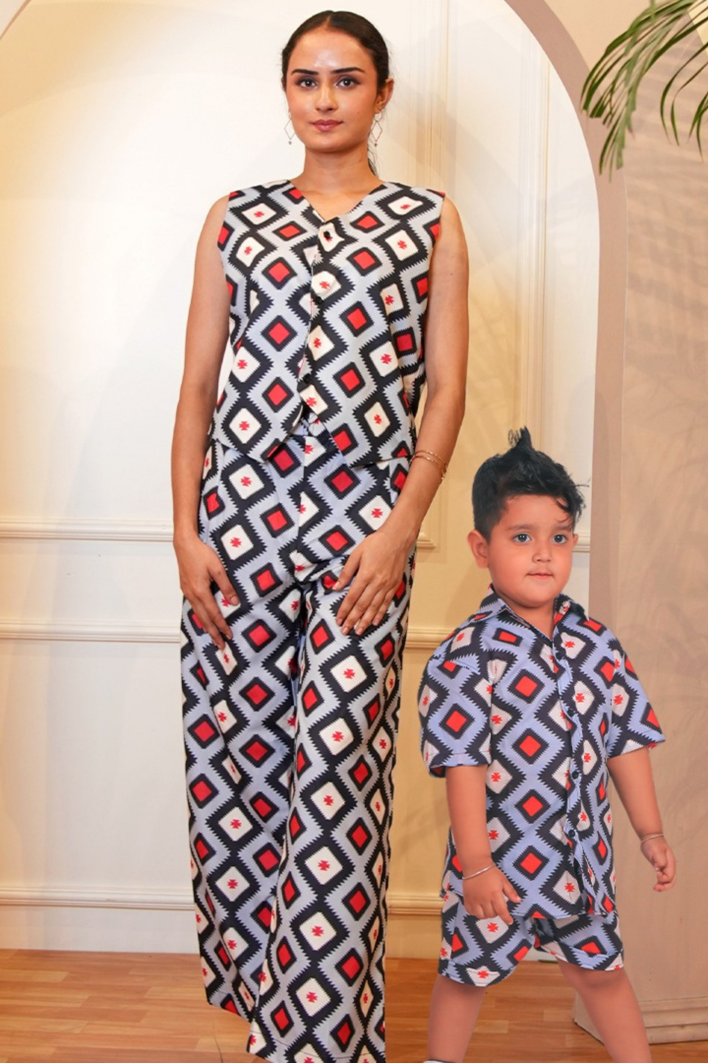 Geometric Print Mother Son Twinning Combo